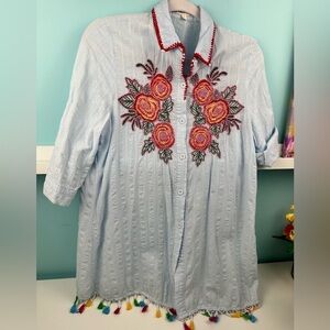Velzeta women's tunic with beaded floral, size Small
